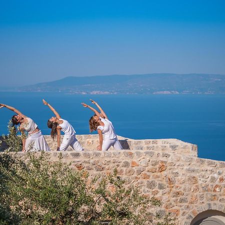 Zen Rocks Resort Kalianeika Экстерьер фото
