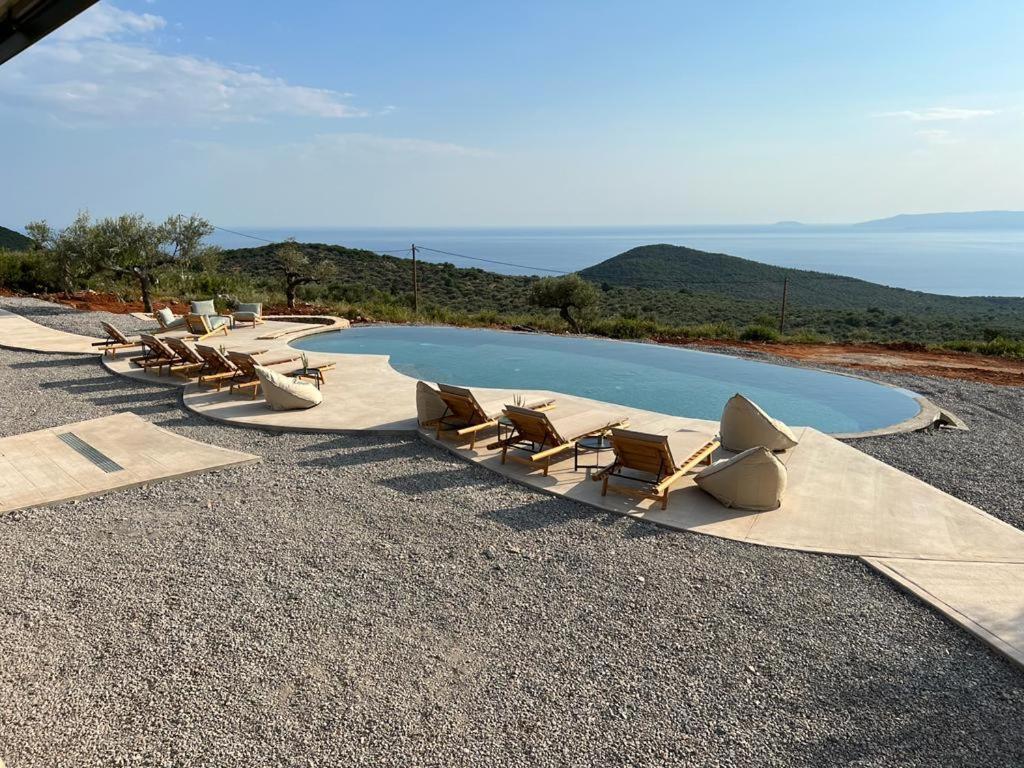 Zen Rocks Resort Kalianeika Экстерьер фото