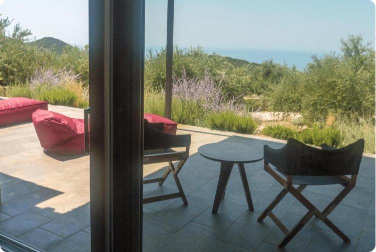 Zen Rocks Resort Kalianeika Экстерьер фото