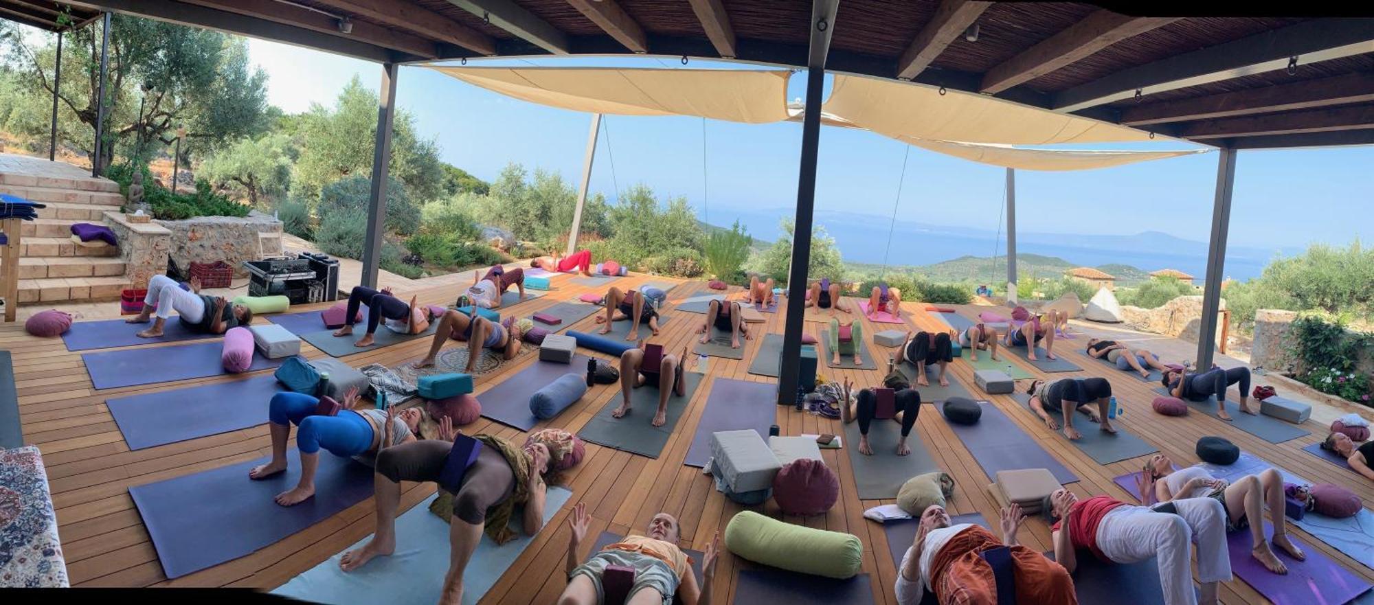 Zen Rocks Resort Kalianeika Экстерьер фото
